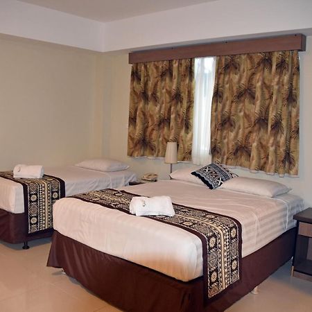 Grand Melanesian Hotel Нади Екстериор снимка