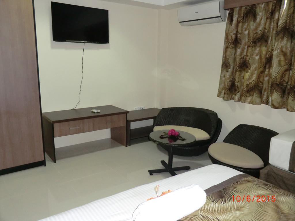 Grand Melanesian Hotel Нади Екстериор снимка