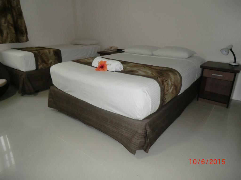 Grand Melanesian Hotel Нади Екстериор снимка
