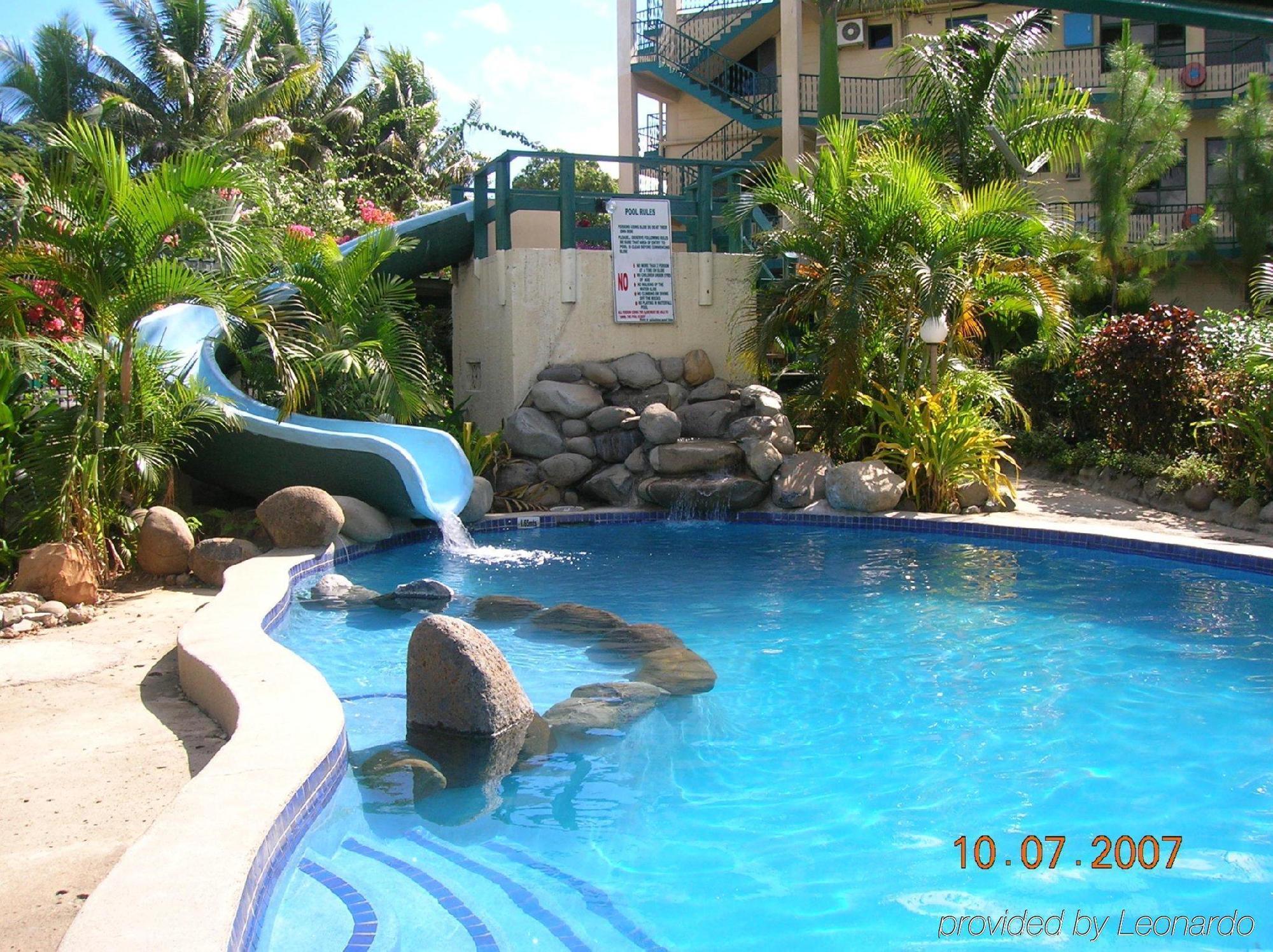 Grand Melanesian Hotel Нади Екстериор снимка