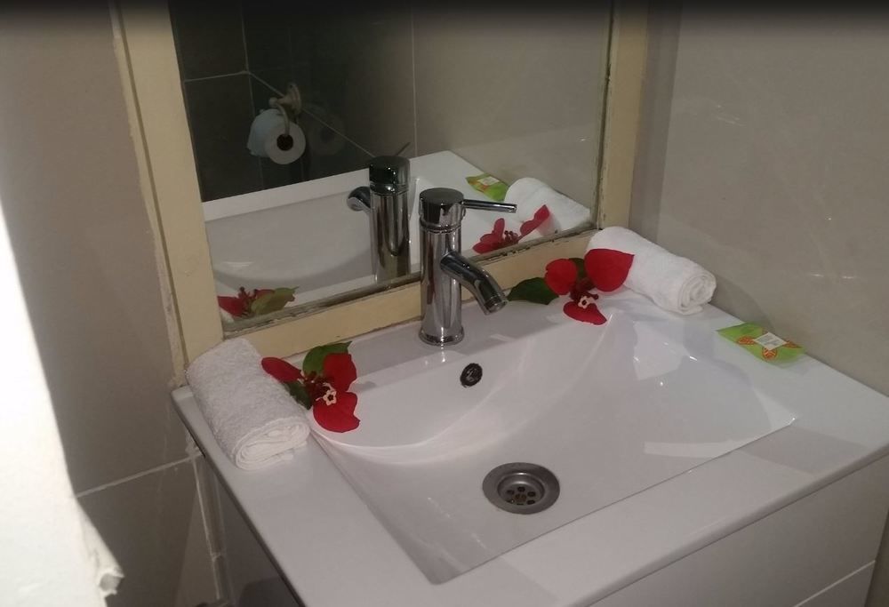 Grand Melanesian Hotel Нади Екстериор снимка