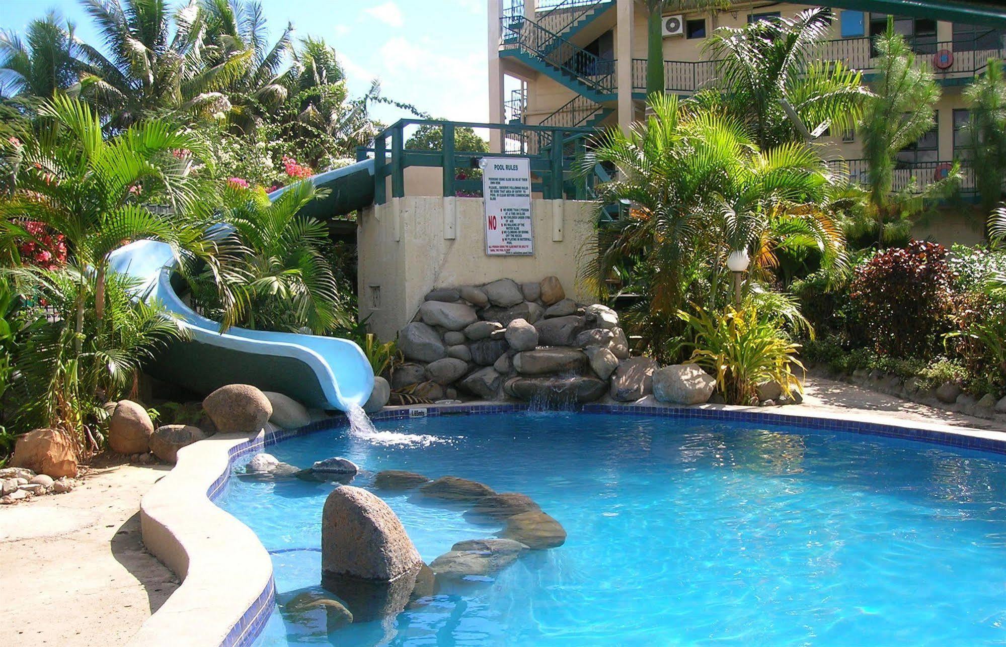 Grand Melanesian Hotel Нади Екстериор снимка