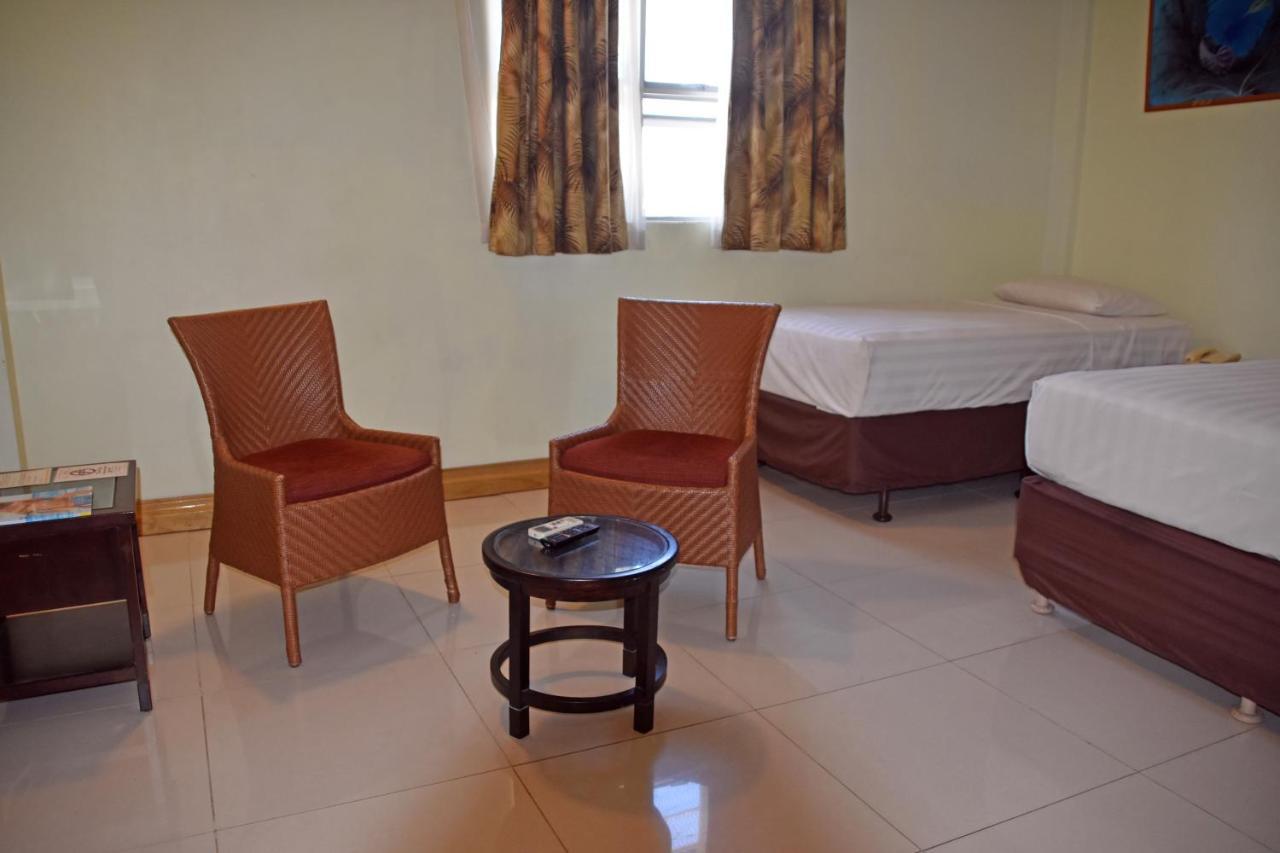 Grand Melanesian Hotel Нади Екстериор снимка
